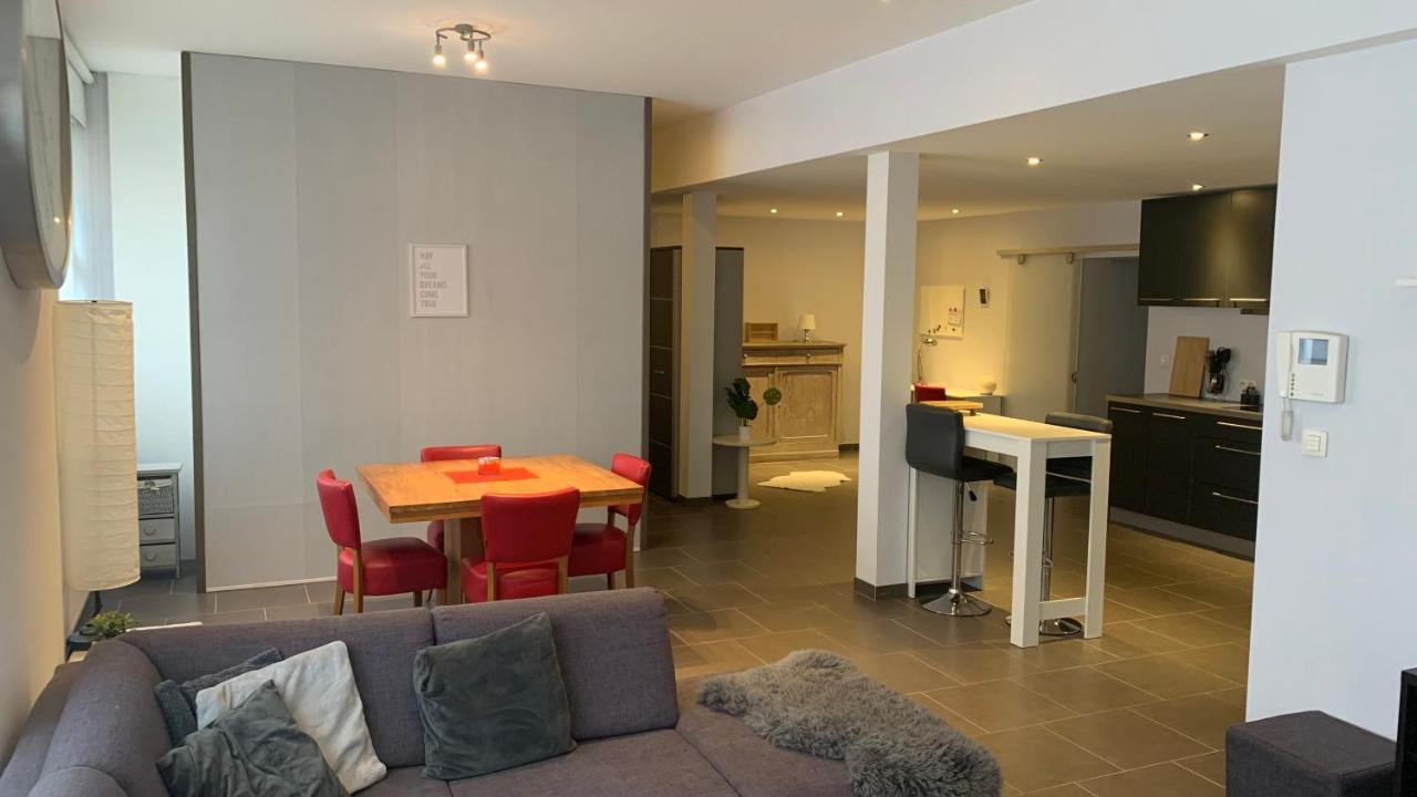 Ruime Studio In Deurne Antwerp Luaran gambar